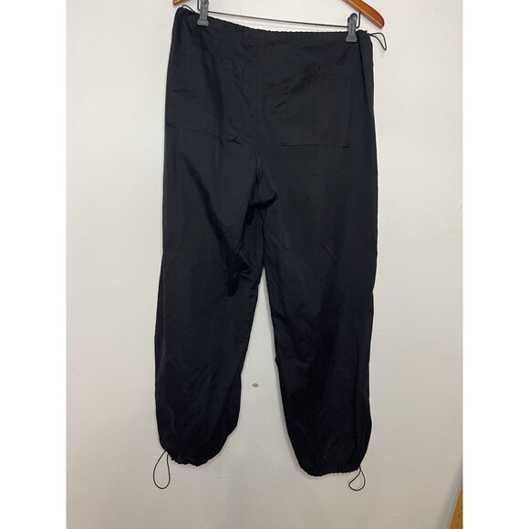 Forever 21 Women's Large Black Cargo Style Baggy Pants Pull Tab Waist & Ankles - Picture 8 of 9